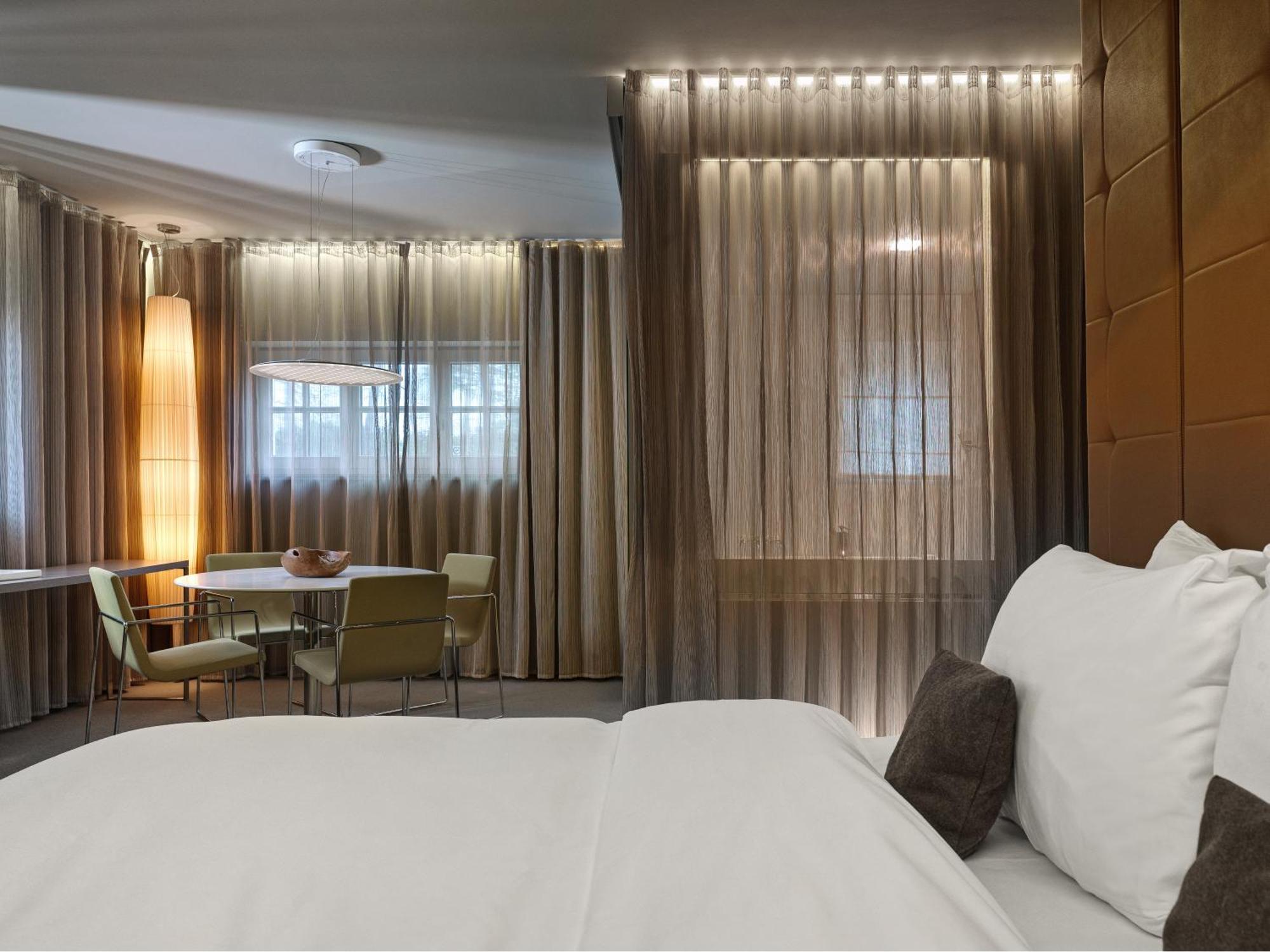 La Butte Aux Bois A Small Luxury Hotel Of The World Ланакен Экстерьер фото