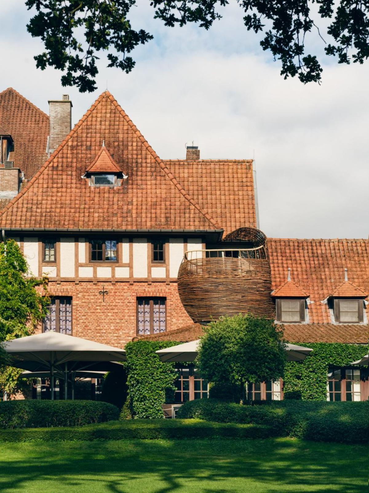La Butte Aux Bois A Small Luxury Hotel Of The World Ланакен Экстерьер фото